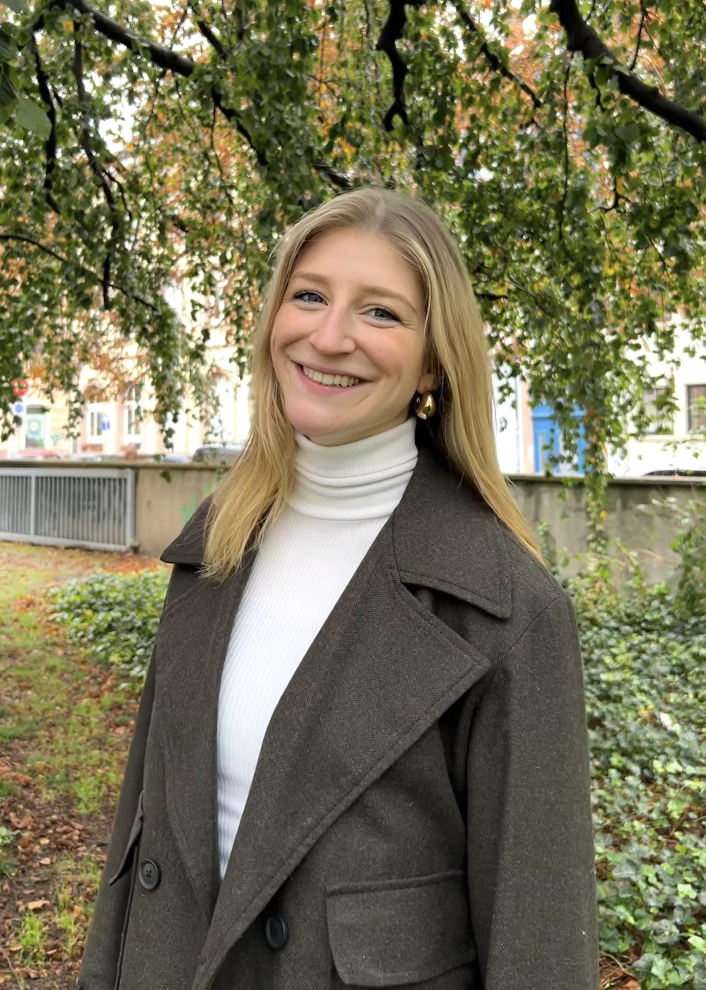 Luisa groß